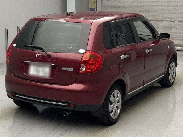 MAZDA VERISA 2012