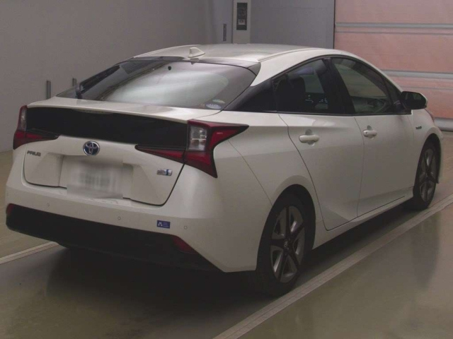 TOYOTA PRIUS 2019