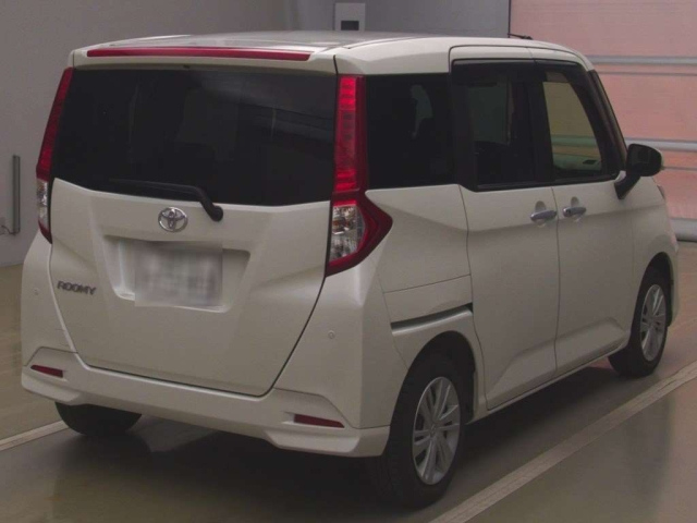 TOYOTA ROOMY 2021