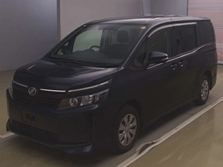 TOYOTA VOXY 2016