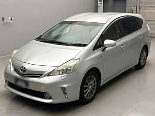 TOYOTA PRIUS ALPHA 2012