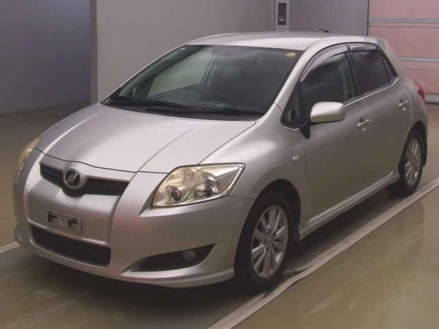 TOYOTA AURIS 2008