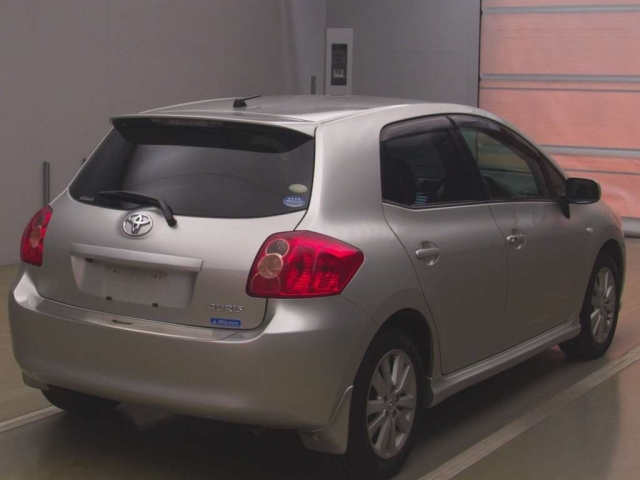 TOYOTA AURIS 2008