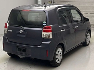 TOYOTA SPADE 2015