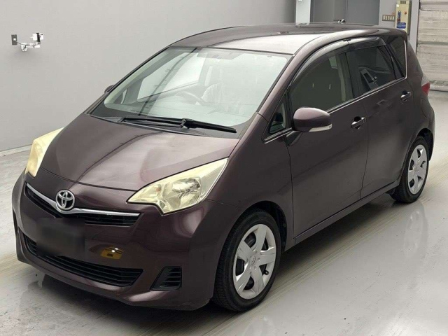 TOYOTA RACTIS 2012