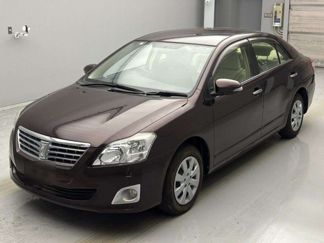 TOYOTA PREMIO 2014
