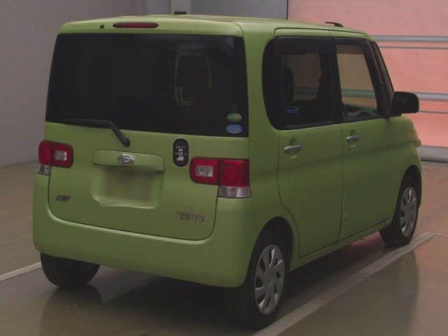 DAIHATSU TANTO 2012