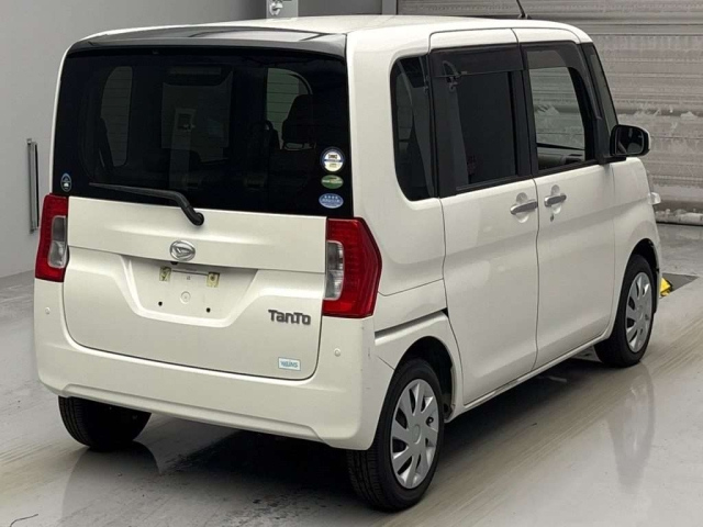 DAIHATSU TANTO 2016