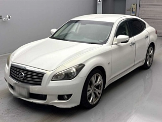 NISSAN FUGA 2010