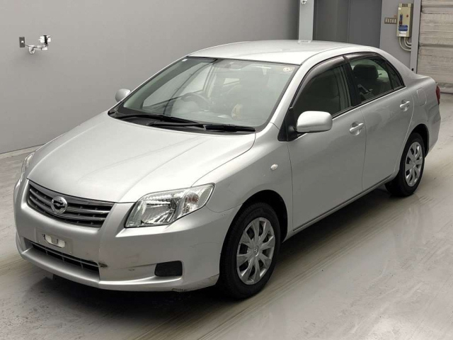 TOYOTA COROLLA AXIO 2010