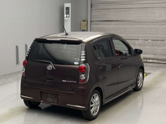 DAIHATSU MIRA 2010