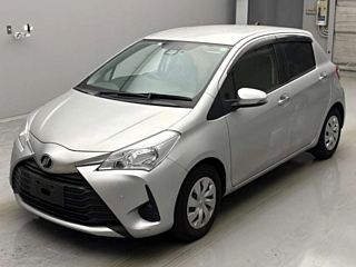 TOYOTA VITZ 2018