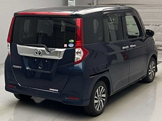TOYOTA ROOMY 2018