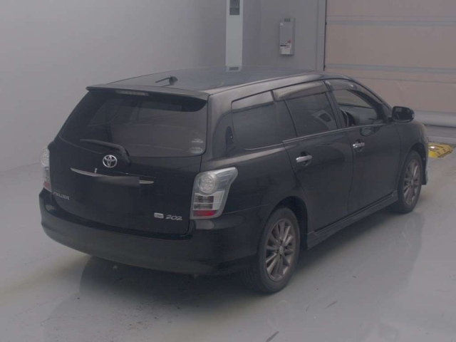 TOYOTA COROLLA FIELDER 2010