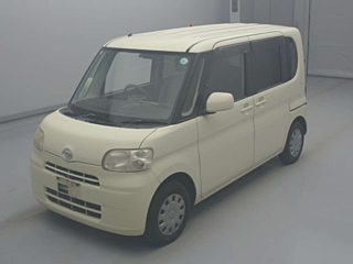 DAIHATSU TANTO 2009