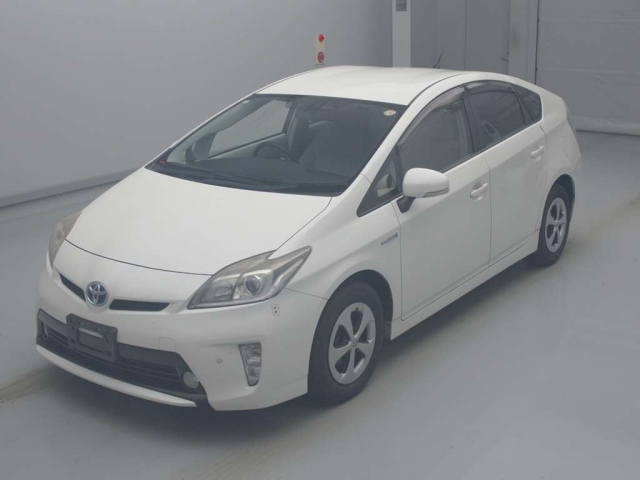 TOYOTA PRIUS 2012