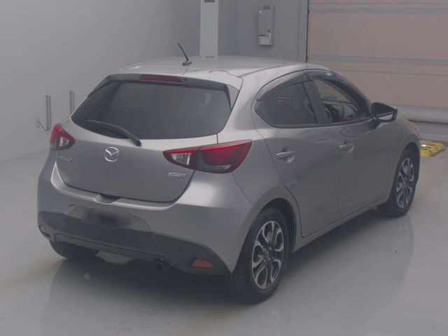 MAZDA DEMIO 2014