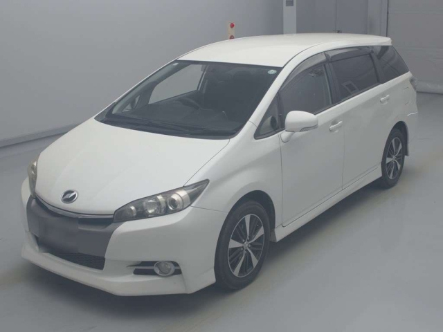 TOYOTA WISH 2012