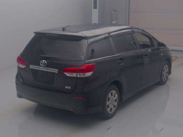 TOYOTA WISH 2010