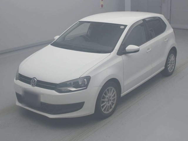 VOLKSWAGEN POLO 2012