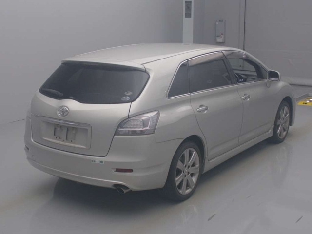 TOYOTA MARK X ZIO 2010