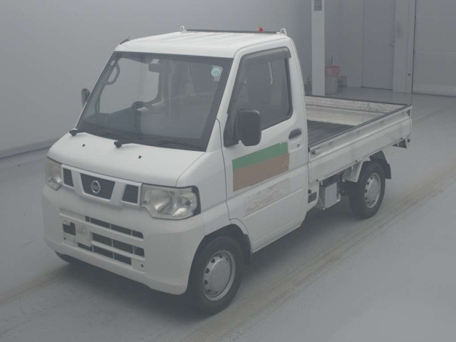 NISSAN CLIPPER TRUCK 2012