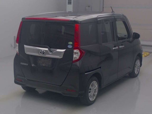 TOYOTA ROOMY 2019