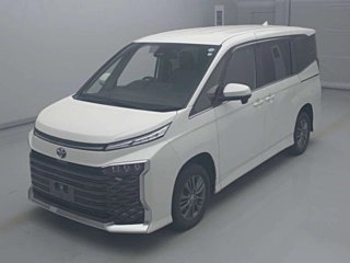 TOYOTA VOXY 2022