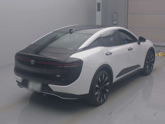TOYOTA CROWN CROSSOVER 2023