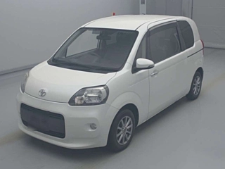TOYOTA PORTE 2014