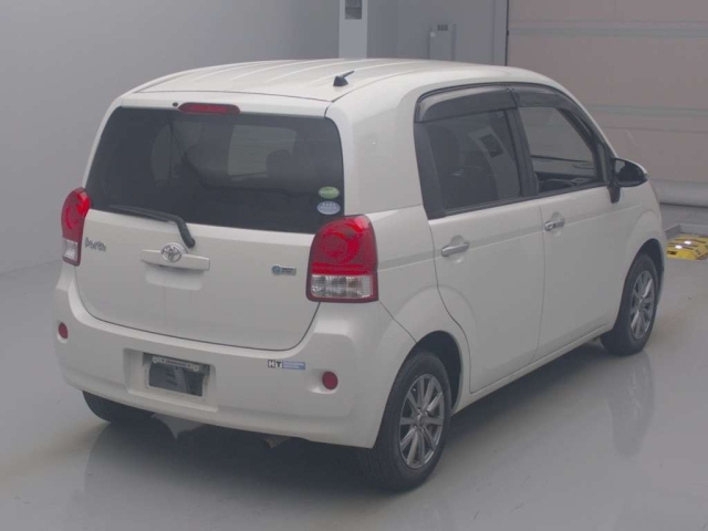 TOYOTA PORTE 2014