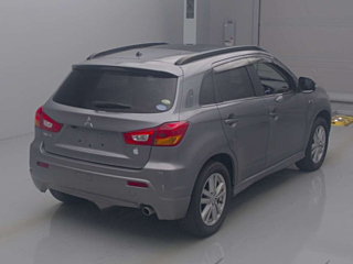 MITSUBISHI RVR 2011
