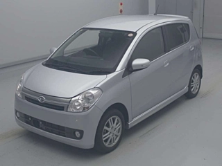 DAIHATSU MIRA 2010