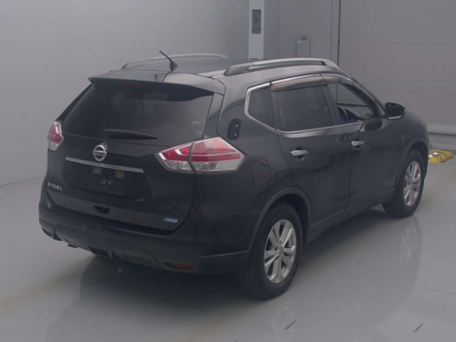 NISSAN X-TRAIL 2014