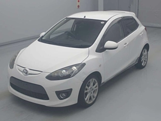 MAZDA DEMIO 2011