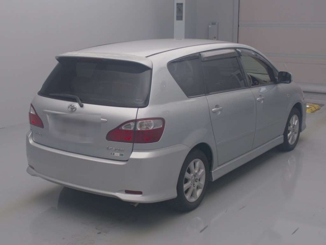 TOYOTA IPSUM 2009