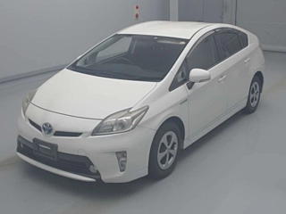 TOYOTA PRIUS 2013