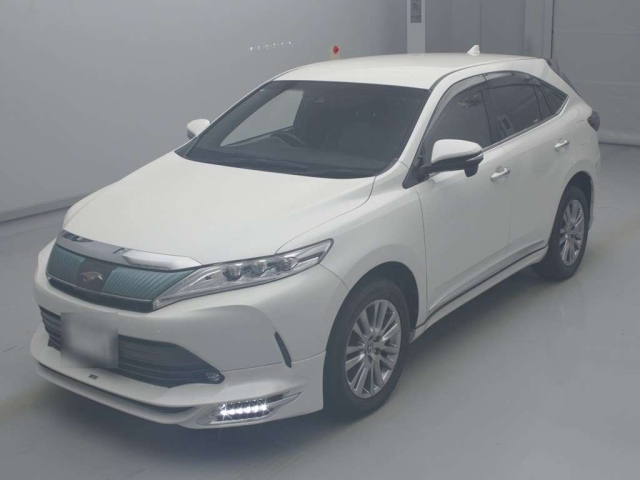 TOYOTA HARRIER 2017