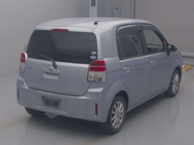 TOYOTA SPADE 2014
