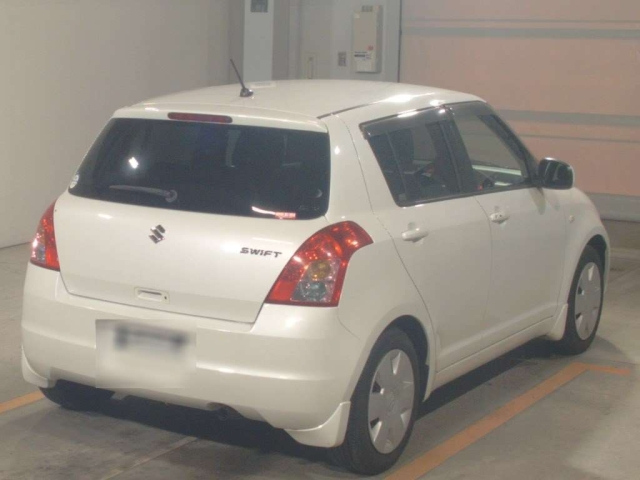 SUZUKI SWIFT 2010