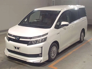TOYOTA VOXY 2014