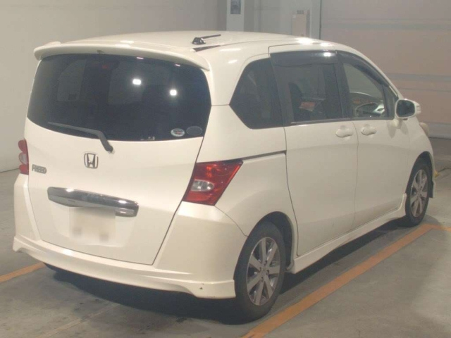 HONDA FREED 2008