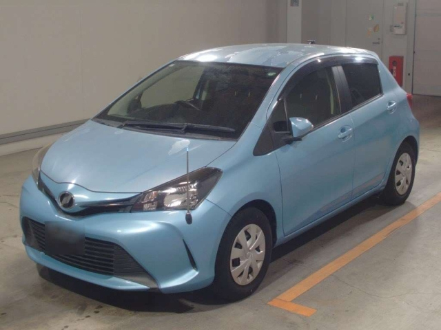 TOYOTA VITZ 2014