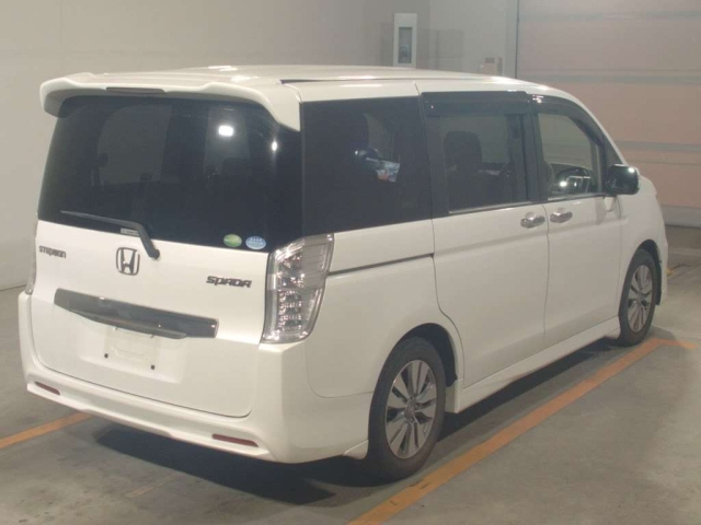HONDA STEP WAGON 2014