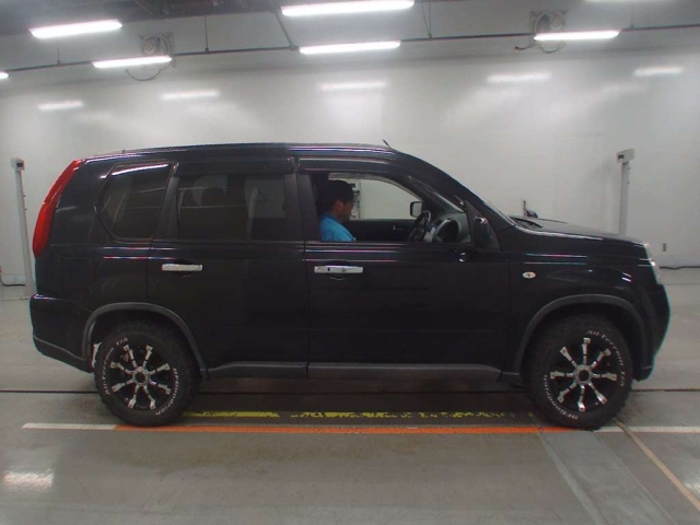 NISSAN X-TRAIL 2013