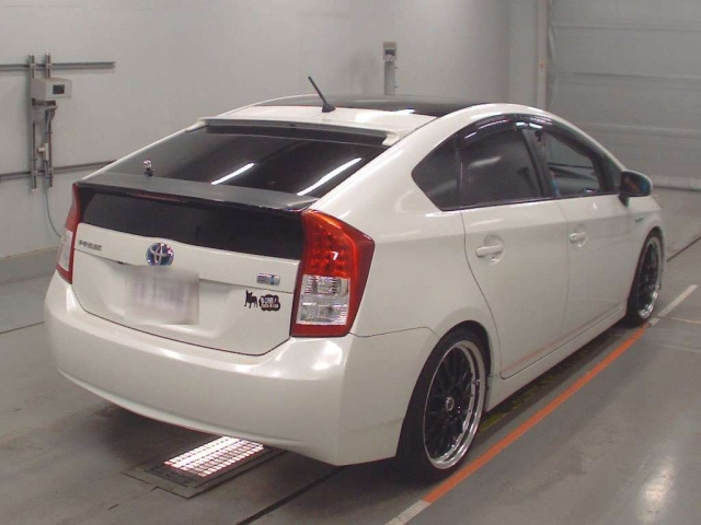 TOYOTA PRIUS 2010