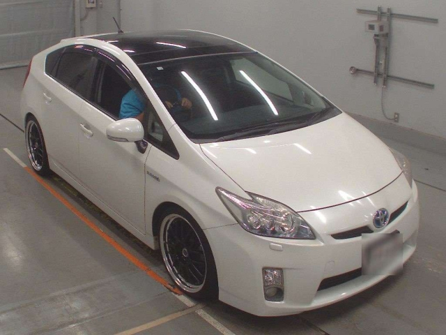 TOYOTA PRIUS 2010