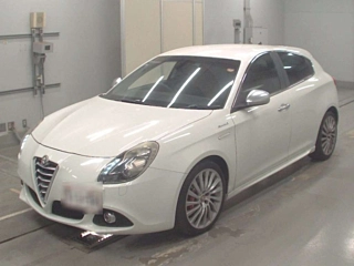 Заказать ALFAROMEO GIULIETTA