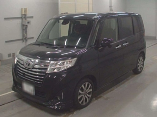TOYOTA ROOMY 2017