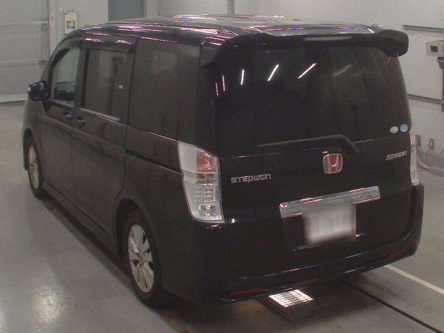 HONDA STEP WAGON 2010